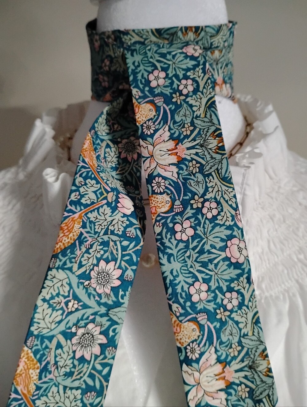 Liberty Art Fabric Tana Lawn Super Skinny Scarf William Morris Strawberry Thief